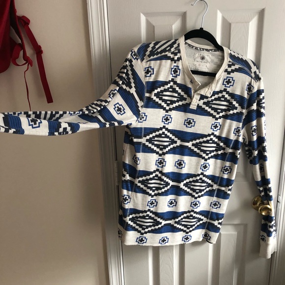 Men’s long sleeve Aztec Print - Picture 4 of 6